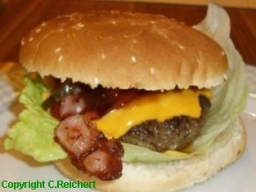 Cheeseburger mit Bacon